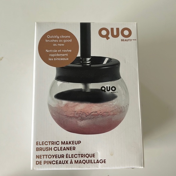Quo makeup brush cleaner - Picture 1 of 4